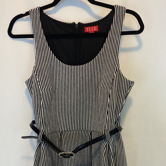 ELLE Black and White Striped Sleeveless with Pockets Dress Size 10 - Picture 2 of 10